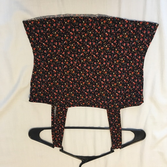 Floral tank - Picture 2 of 2